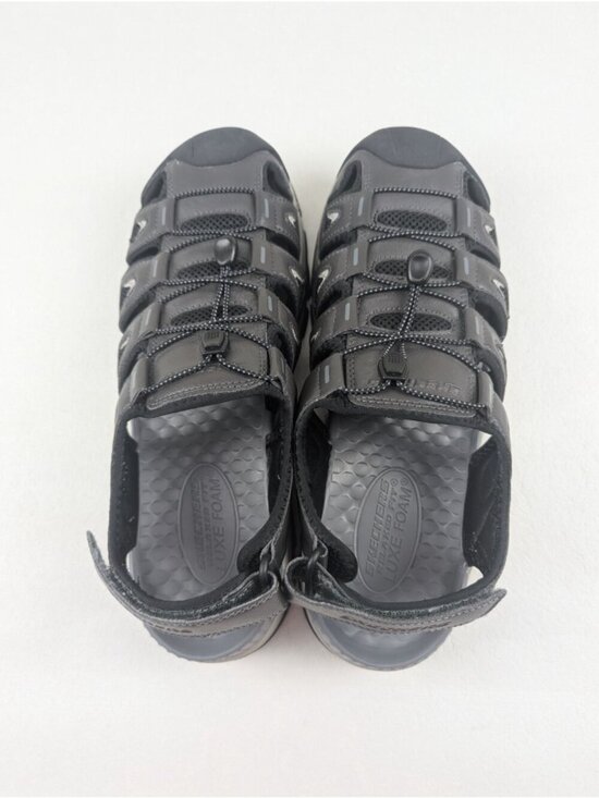 Sandals_&_Flip_Flops